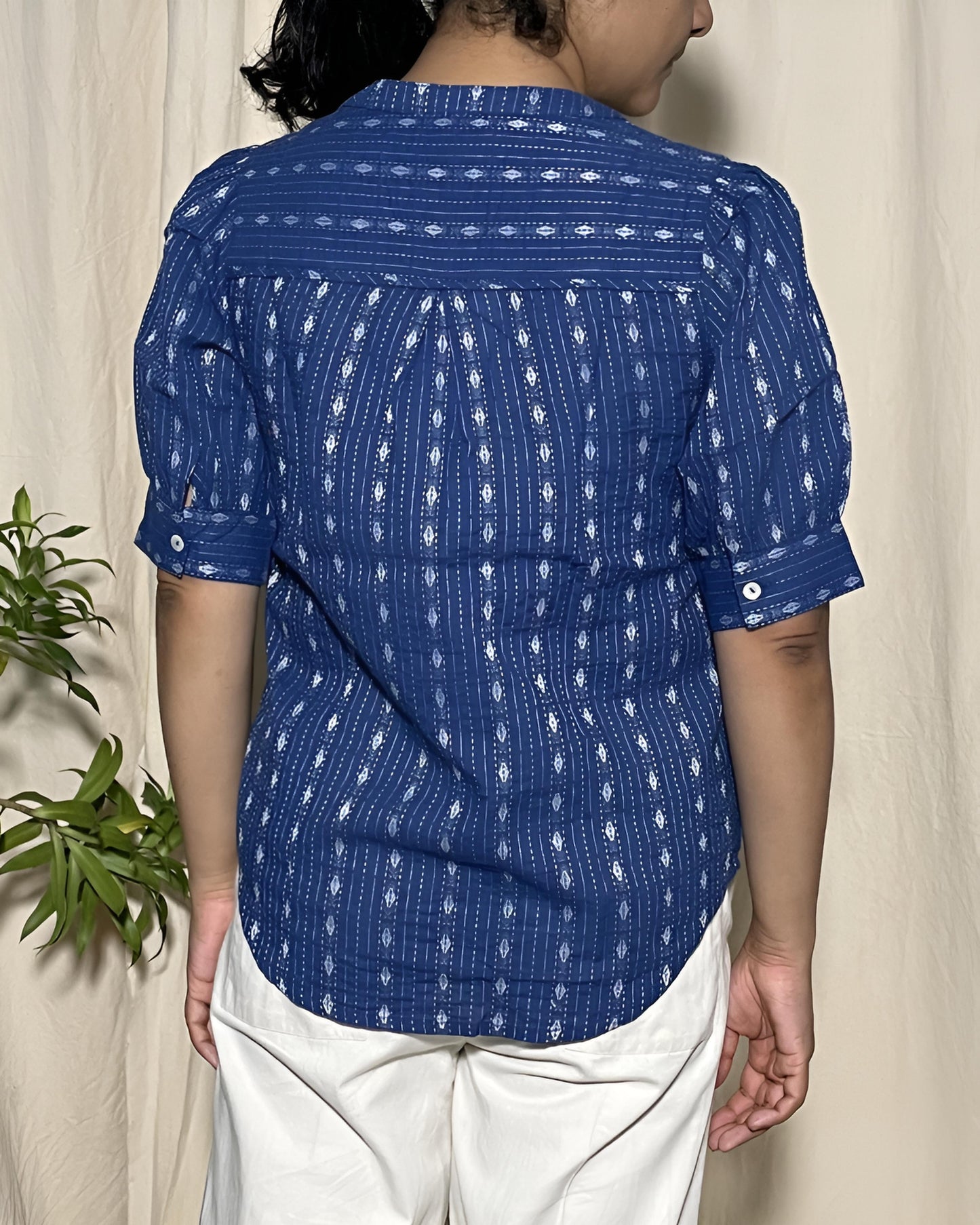 Arya cotton shirt - indigo blue Newnaa