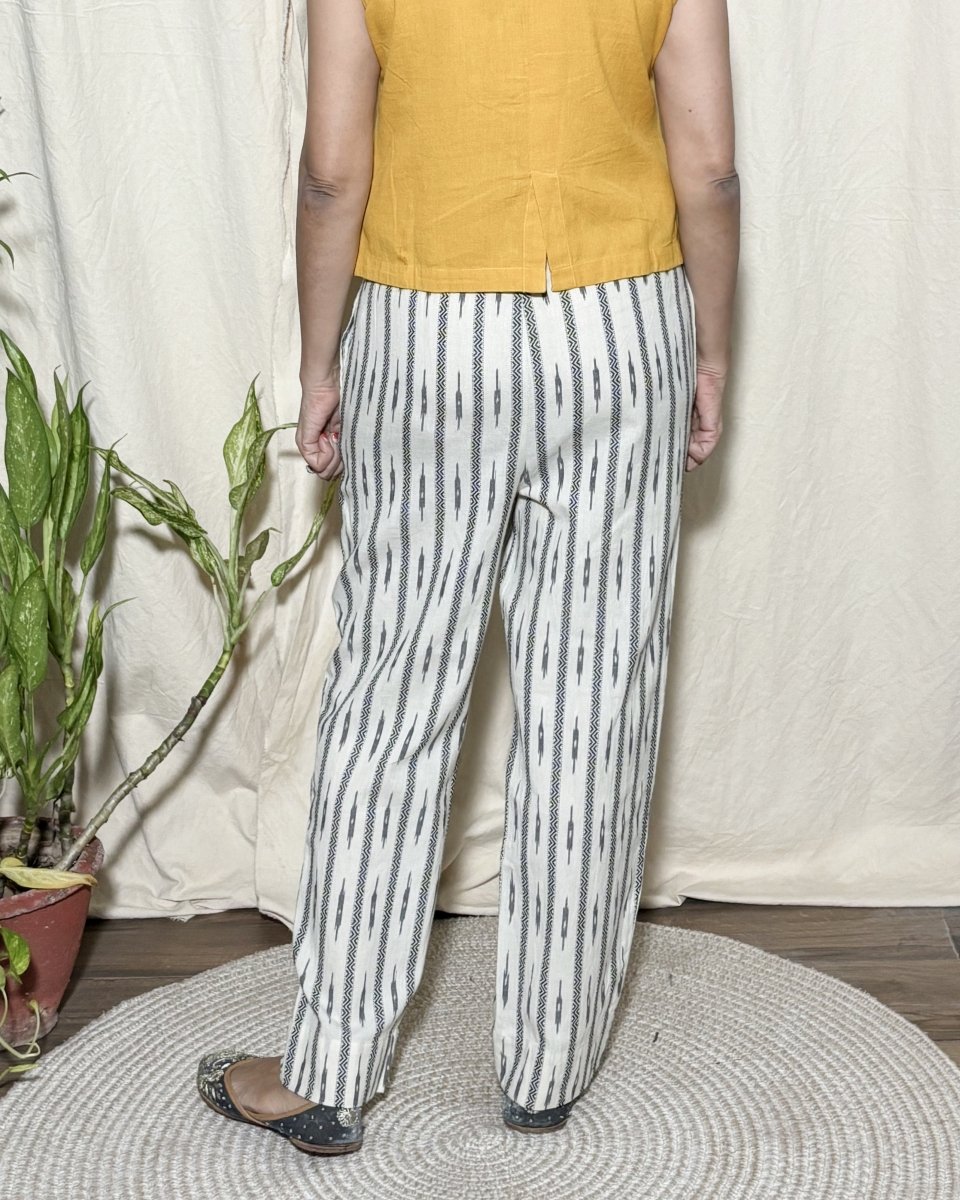 Antara Cotton Dobby Stripe Straight Pants White & Black - Newnaa