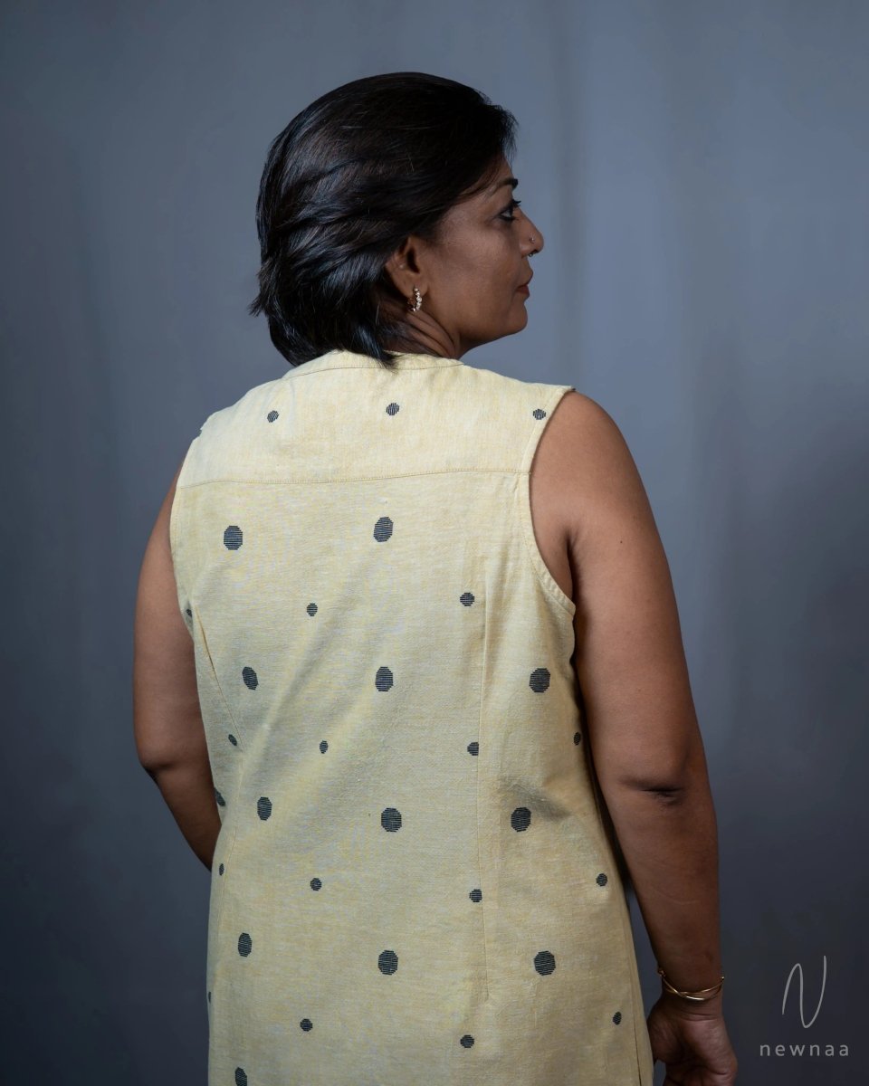 Asvika shift dress - Newnaa