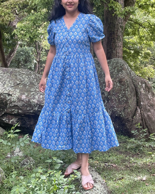 Riti Tiered Cotton Blue Floral Print Midi Dress - Newnaa